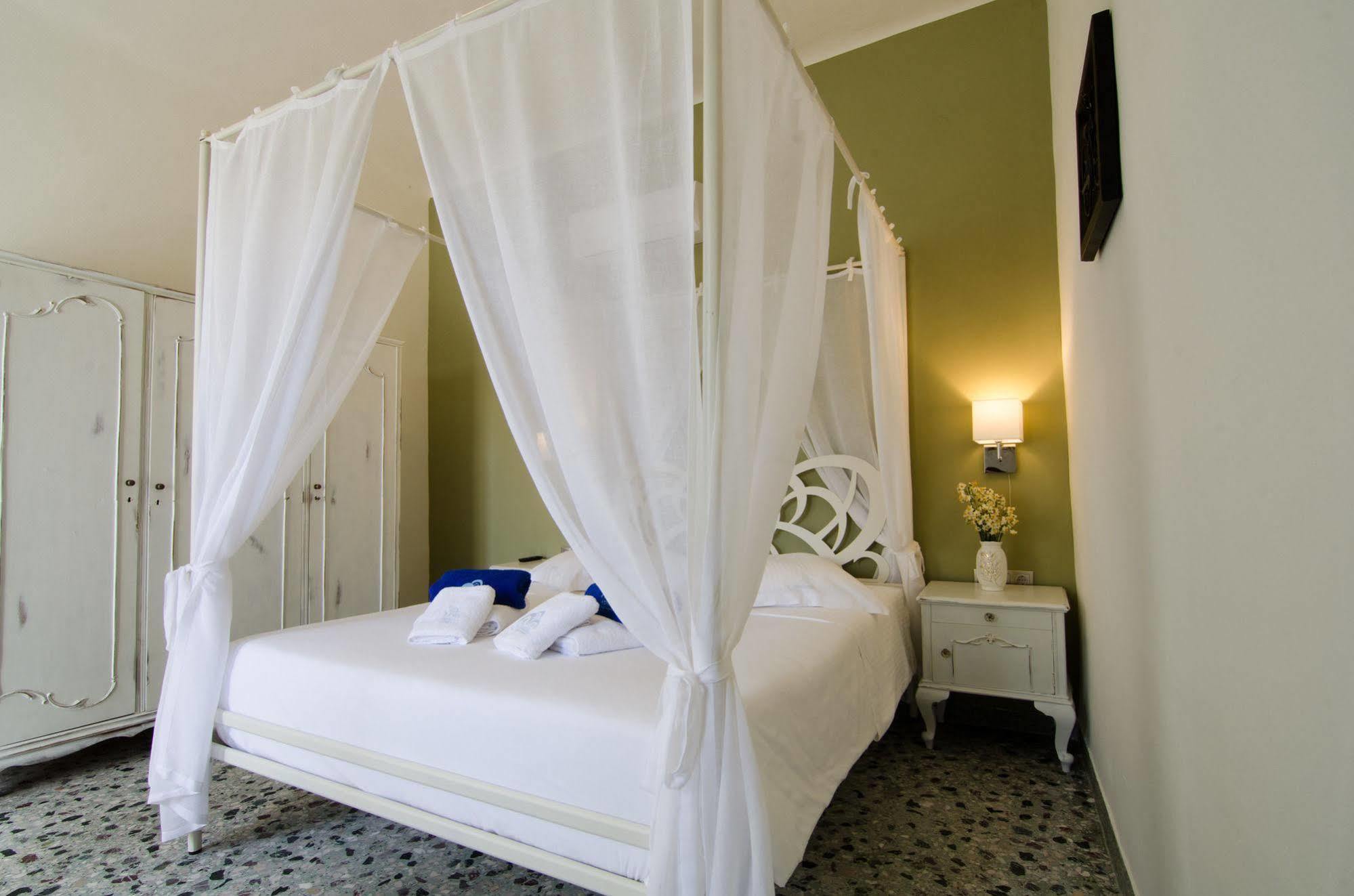 Athina House Spa & Hammam Arkhondiki Ngoại thất bức ảnh